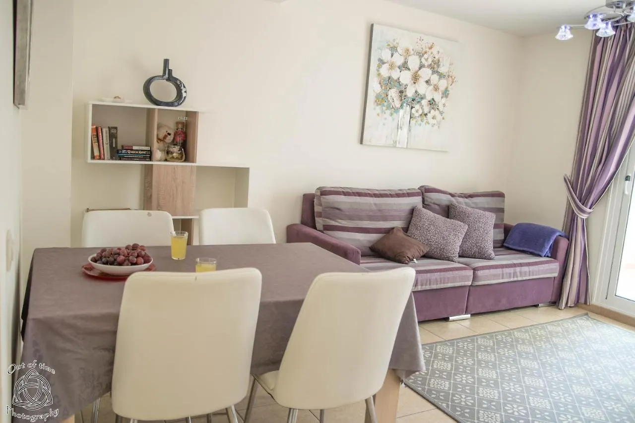 Apartment Townhouse Oasis Fanabe With 3 Bedrooms And Ac, Mir150 Costa Adeje