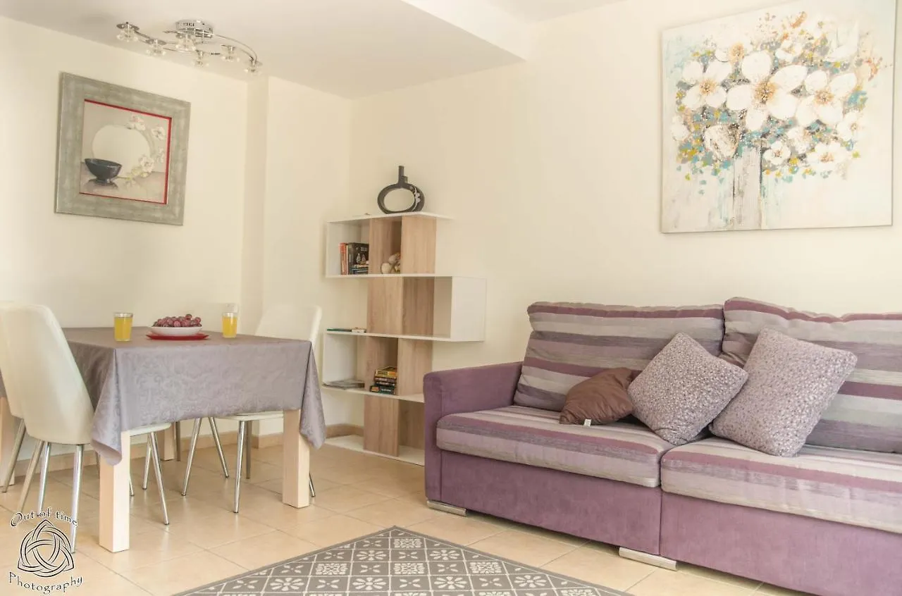 Townhouse Oasis Fanabe With 3 Bedrooms And Ac, Mir150 Costa Adeje  Costa Adeje (Tenerife)